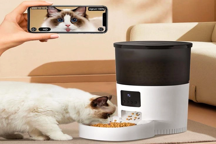 Automatic Cat Feeders